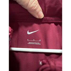 NWT 
Nike Men's Burgundy Full Zip Golf Jacket Size Medium Athletic Track
